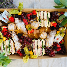 Load image into Gallery viewer, Brunch Box