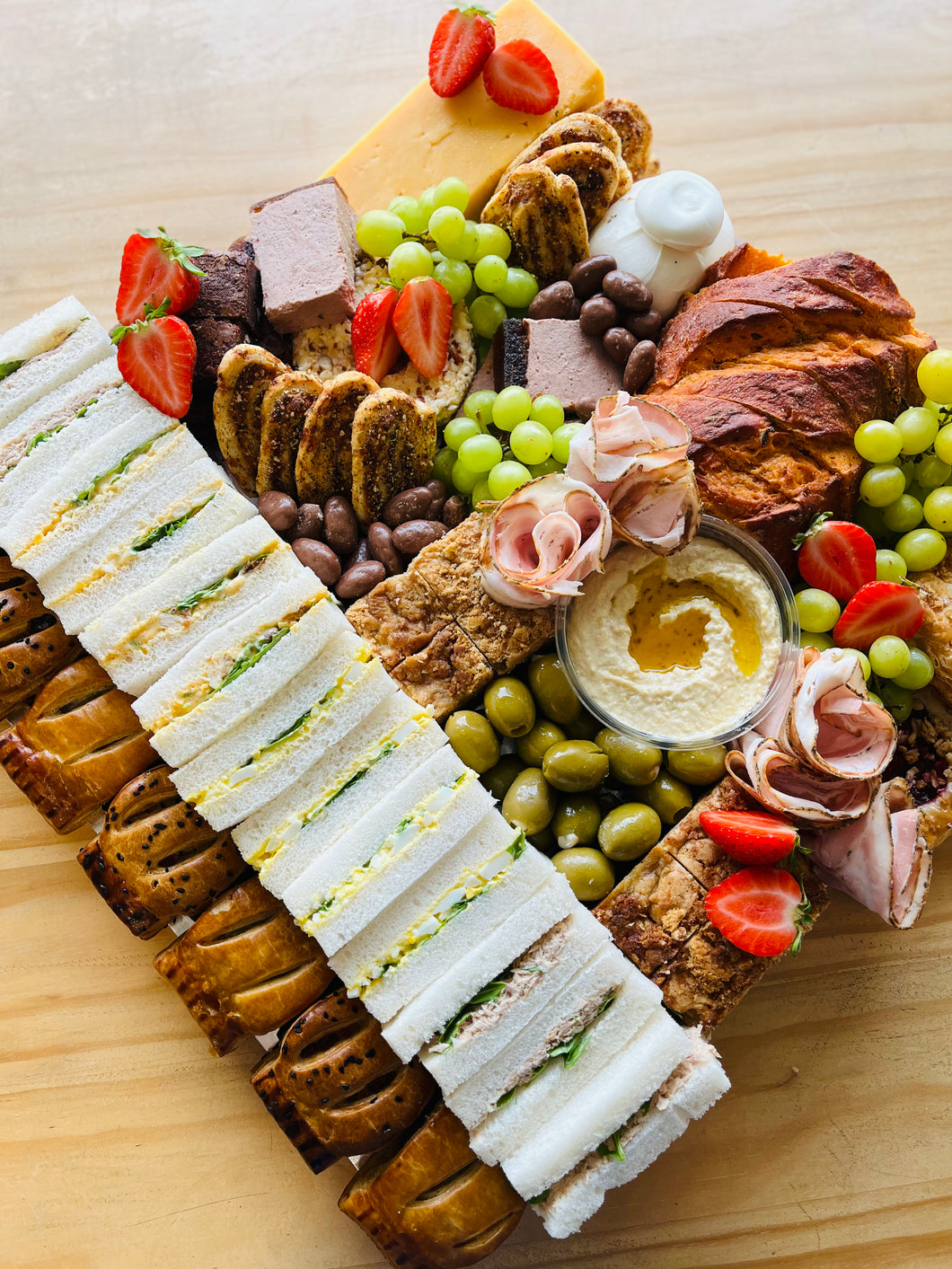 Nibbling platter for 6-8people