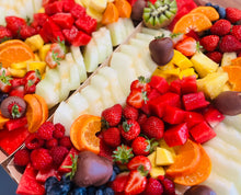 Load image into Gallery viewer, Large Fresh Fruit Platter With Chocolate Strawberries
