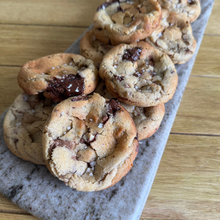 Load image into Gallery viewer, Our Favourite Cookies!
