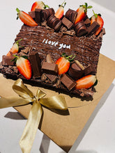 Load image into Gallery viewer, Valentines Personal message Brownie
